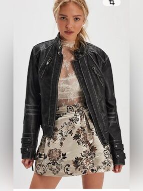 NWT Free People Benjamine
Mini Skirt Sz 4
